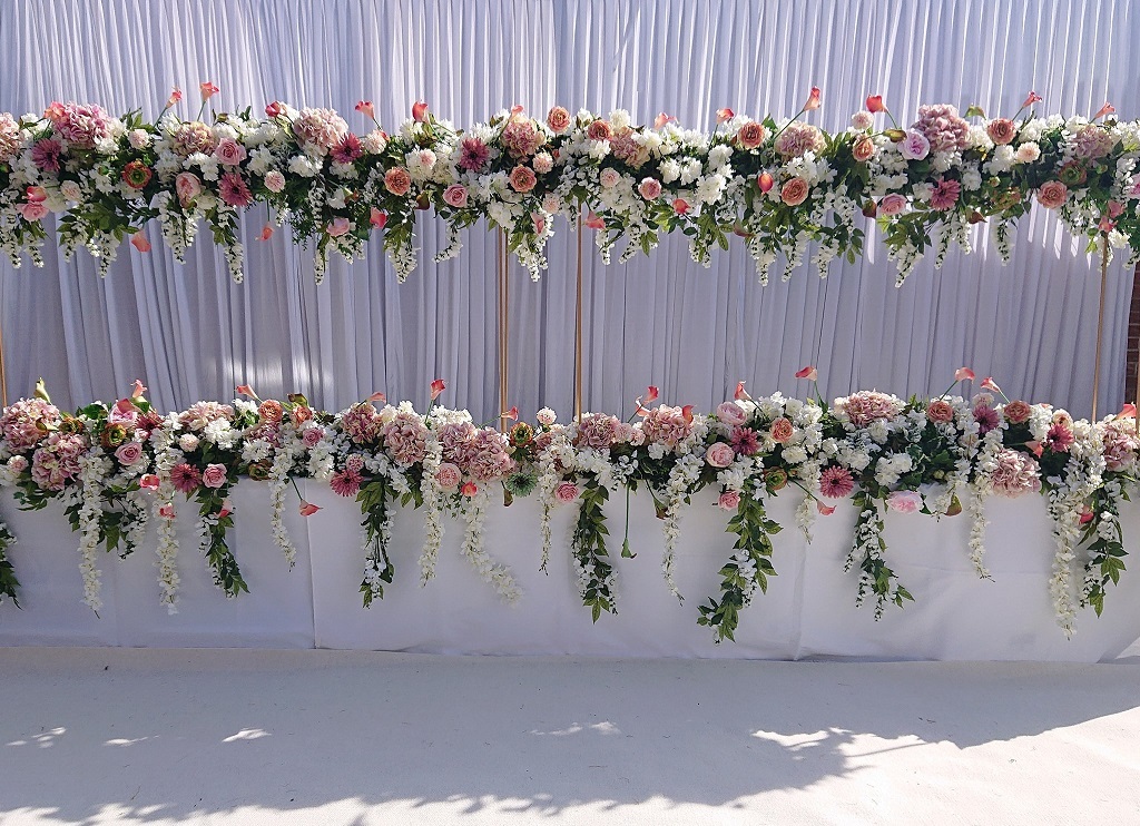 Top-table-floral-suspended-display