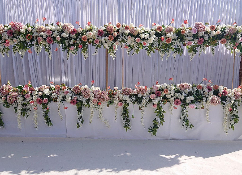 top table wedding flowers